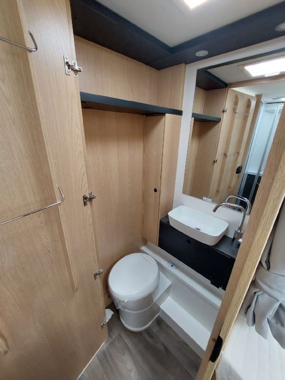 Sunlight T 68 Adventure