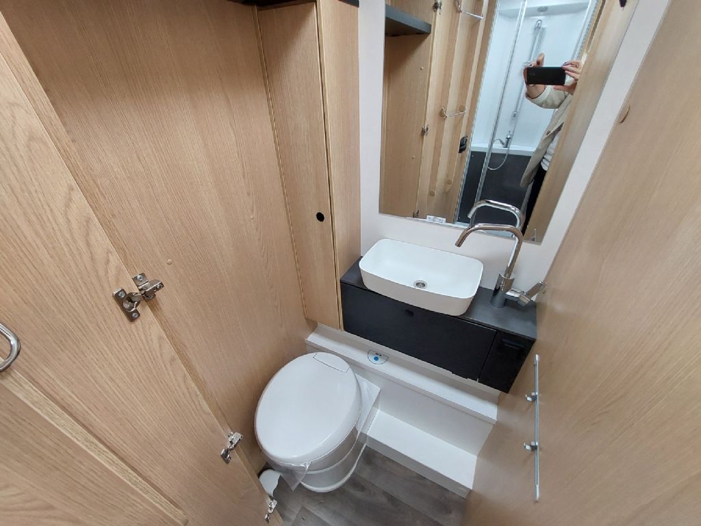 Sunlight T 68 Adventure